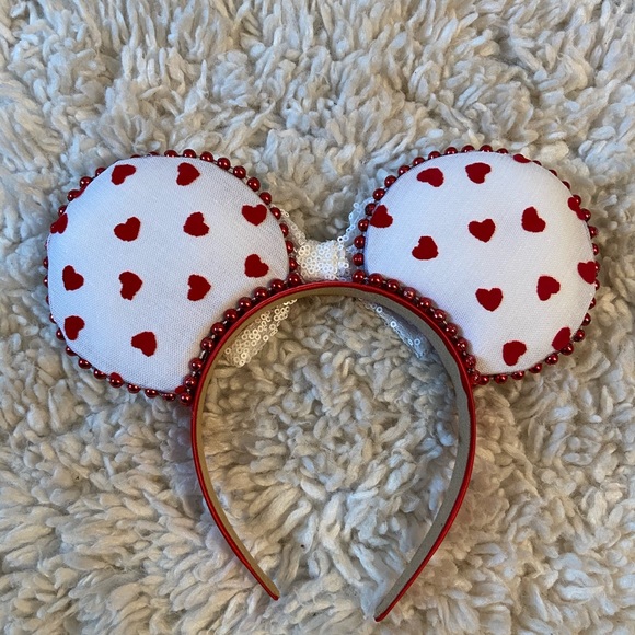 Minnie Mouse Ears - Picture 3 of 3